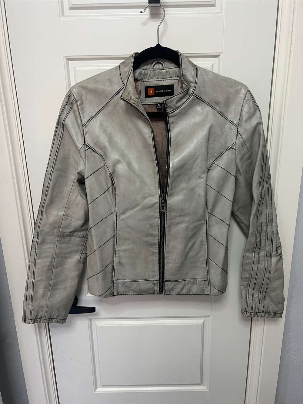 Wilsons Leather Vintage Light Gray Zip-Front Leather Moto-Style Jacket Y2K